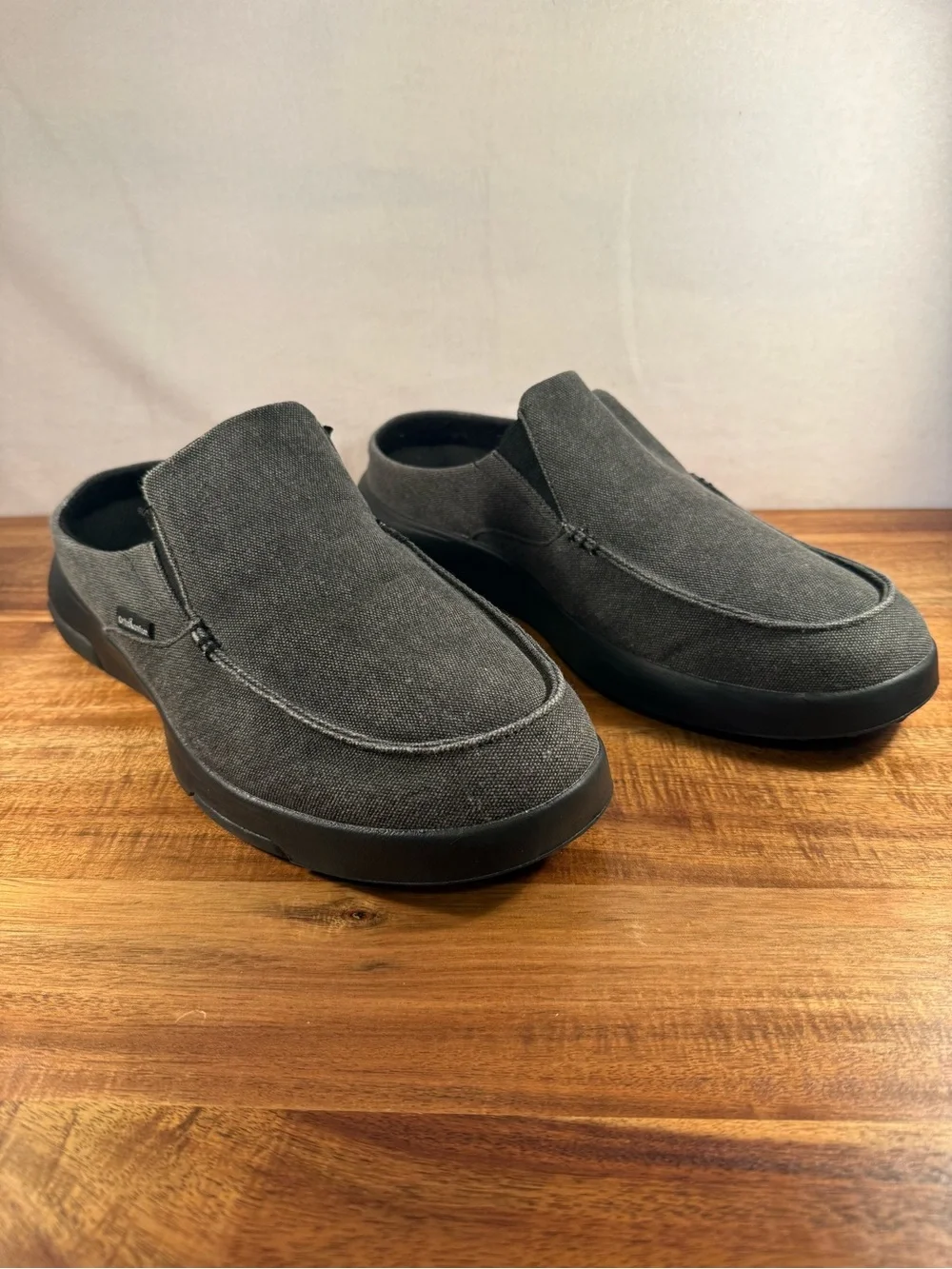 OrthoComfort Orthopedic Slip-on Loafers Grey Canvas Size 9.5 NWOT